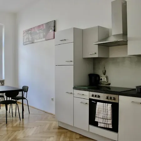 Linz City Appartements 24H Check-In Exterior photo