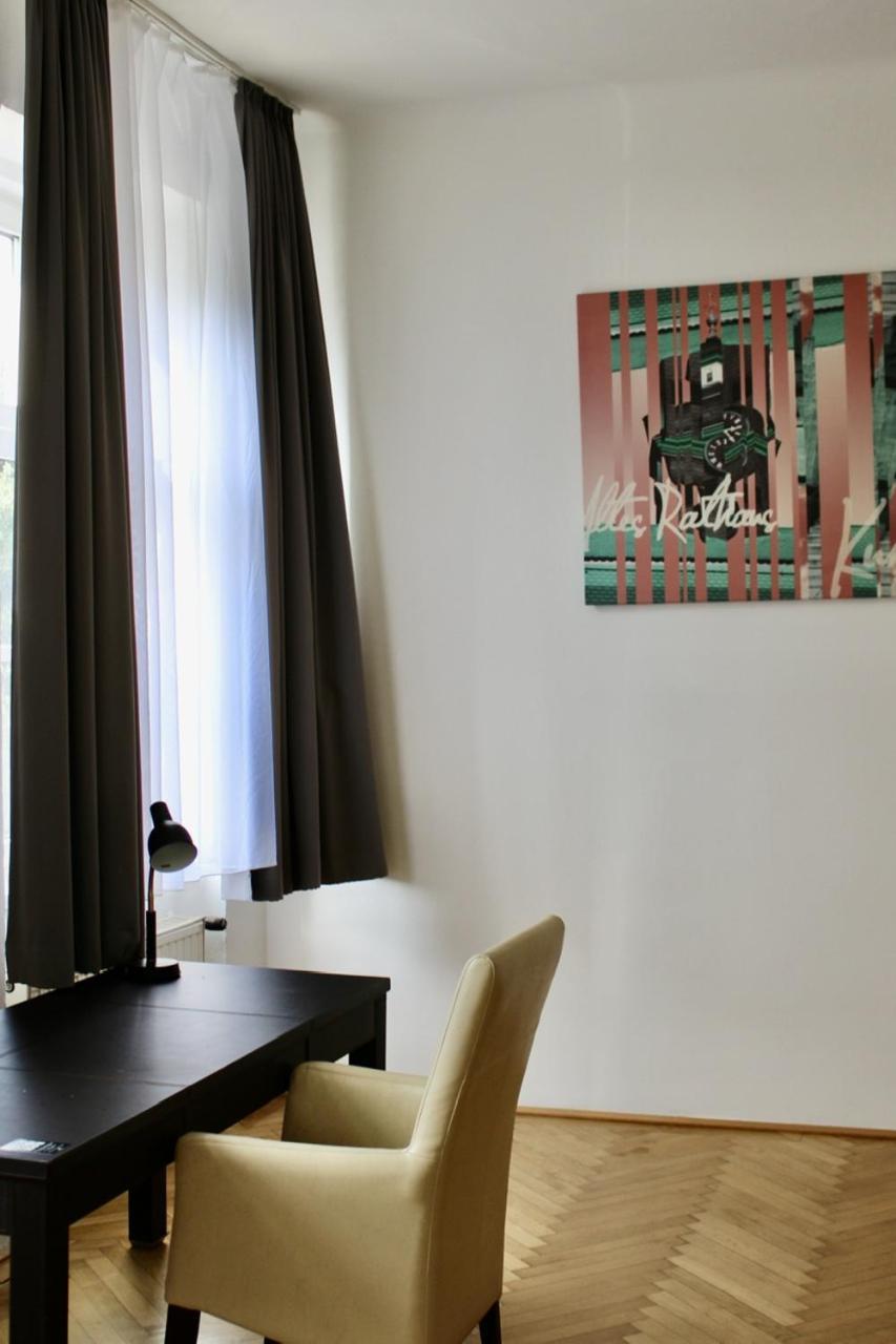 Apartment 24h Check-in *