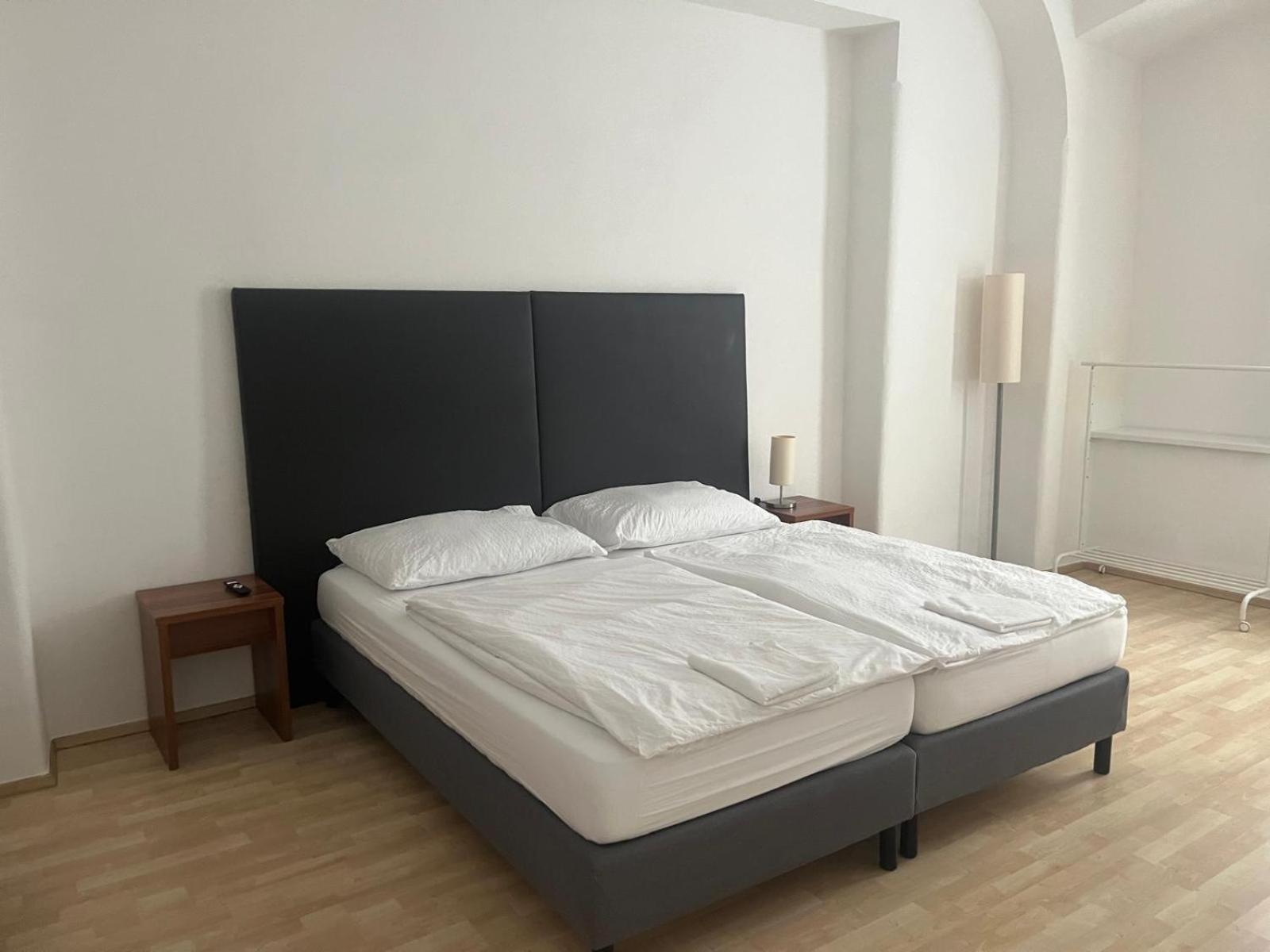 24h Check-in Apartment